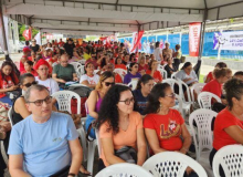 No 1º dia de Paralisação da Rede Estadual, professoras/es tomam porta da Seduc