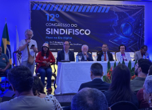 CUT-SE marca presença na abertura do 12º Congresso do SINDIFISCO