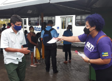 Fora Bolsonaro ecoa no Terminal do DIA em Aracaju