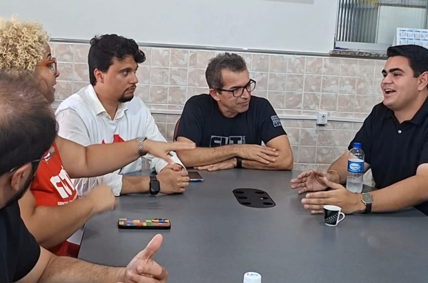 Ícaro de Valmir e Thiago de Joaldo se comprometeram em votar pelo fim da escala 6x1