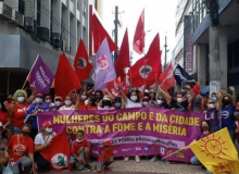 Mulheres de Sergipe irradiam pelas ruas do Centro a luta por Bolsonaro Nunca Mais!